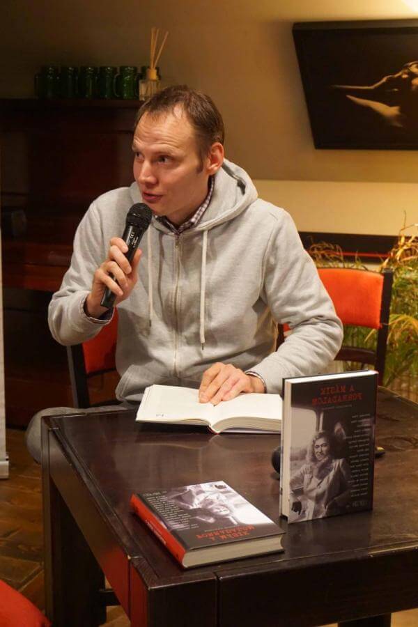 Alternatív ötvenhat