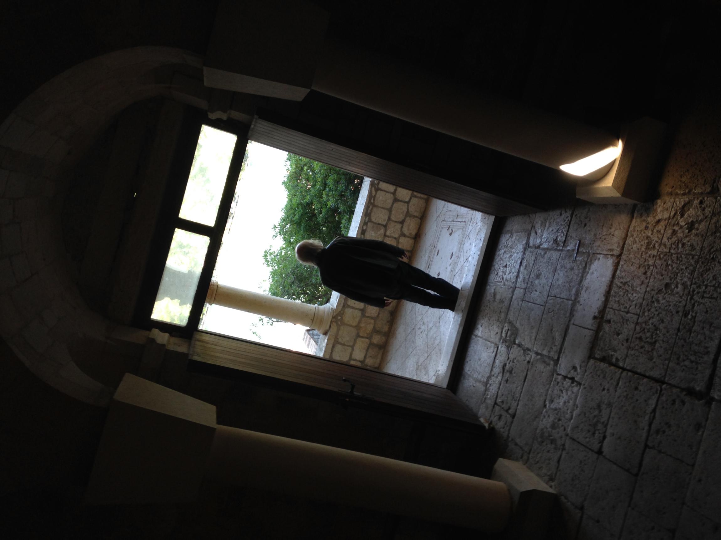 Útvesztőként megidézett mondatok