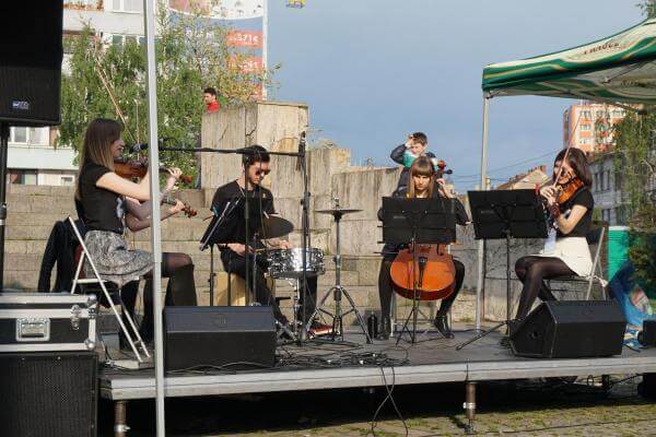 Jazz in the Street