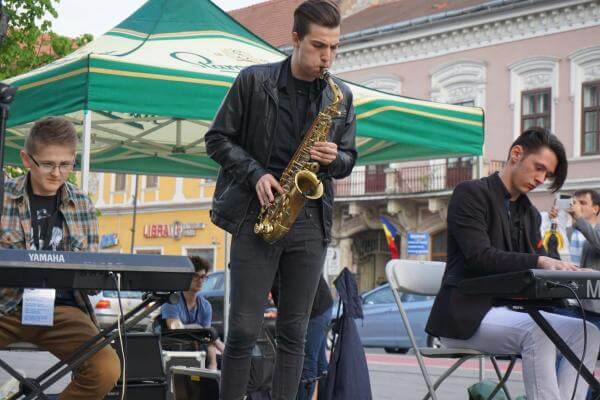 Jazz in the Street
